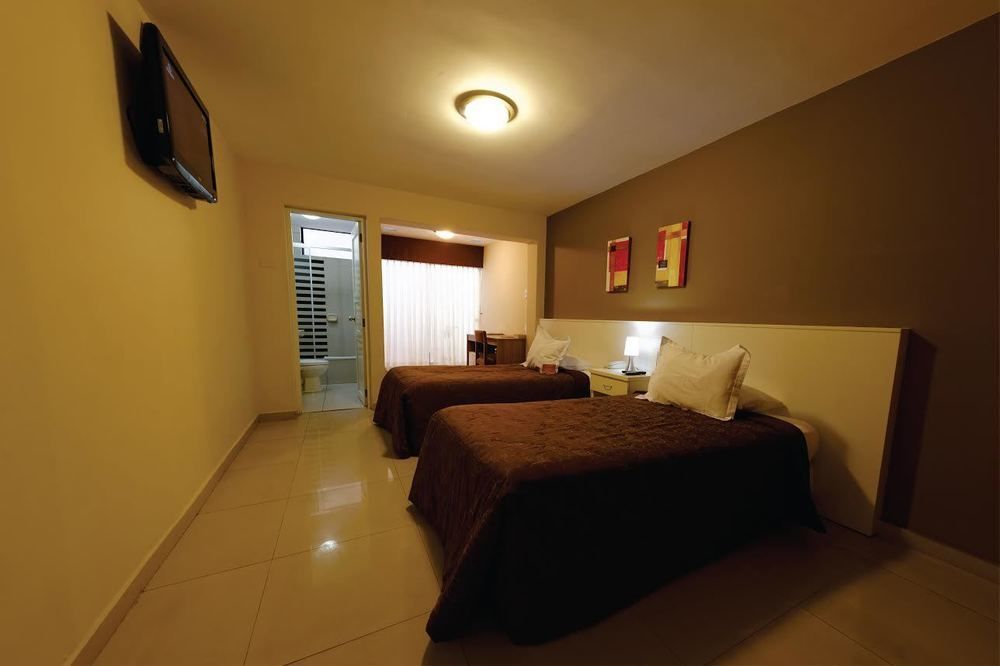 Hotel Country Trujillo Encalada Exterior foto